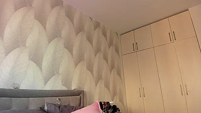 Snapshot of Bambiii_bby chatting on 16, 3, 2025 Bambiii bby online show from 16, 3, 2025