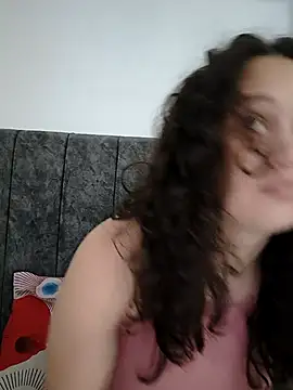 Snapshot of alana_2024 chatting on 16, 10, 2025 alana 2024 online show from 16, 10, 2025