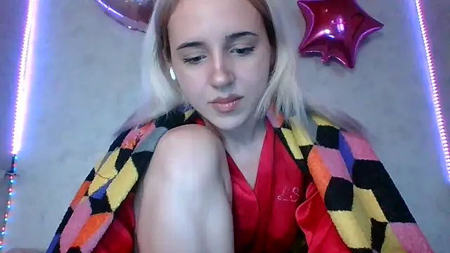 Puregirlaa online show from 8, 3, 2025