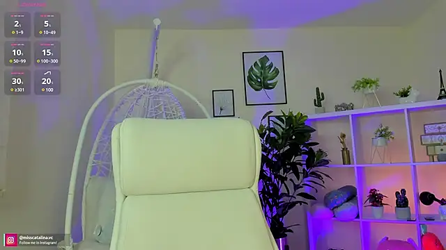 miss catalinaa online show from 11, 3, 2025