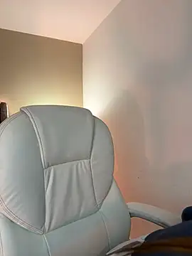 ARITOO  online show from 2, 1, 2025