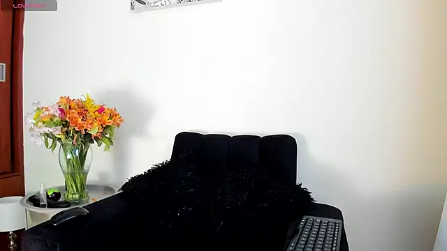 Snapshot of its__angelica_ chatting on 20, 4, 2026 its angelica online show from 20, 4, 2026