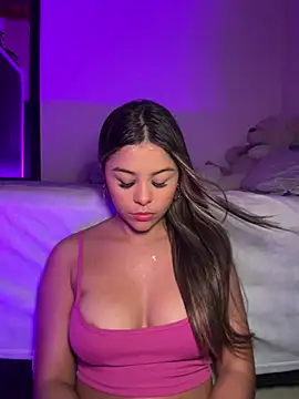 tuckersabrina online show from 3, 3, 2025