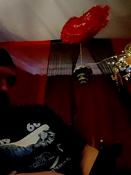 Snapshot of HungJonny99 chatting on 2, 3, 2025 HungJonny99 online show from 2, 3, 2025