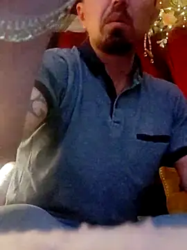 Snapshot of HungJonny99 chatting on 2, 3, 2025 HungJonny99 online show from 2, 3, 2025