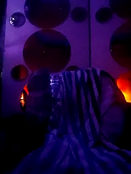 Snapshot of HungJonny99 chatting on 22, 11, 2025 HungJonny99 online show from 22, 11, 2025