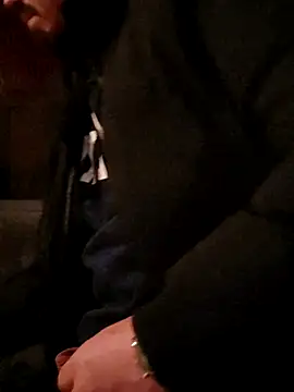 Snapshot of HungJonny99 chatting on 23, 11, 2025 HungJonny99 online show from 23, 11, 2025