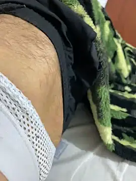 Snapshot of dantedesirexx chatting on 3, 2, 2025 dantedesirexx online show from 3, 2, 2025