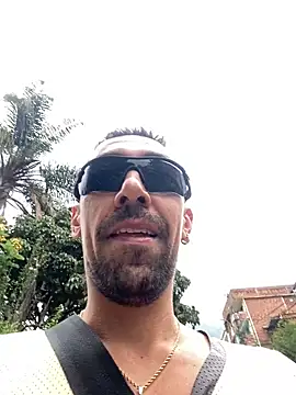 Snapshot of dantedesirexx chatting on 11, 2, 2025 dantedesirexx online show from 11, 2, 2025