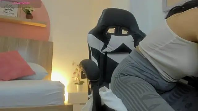 evelin leroy online show from 27, 11, 2025