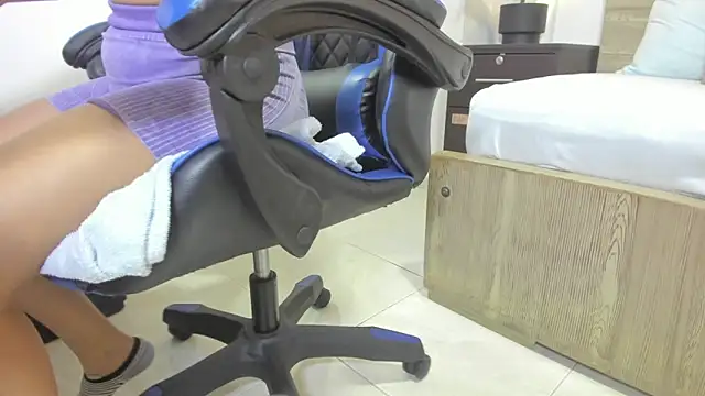 evelin leroy online show from 15, 1, 2026