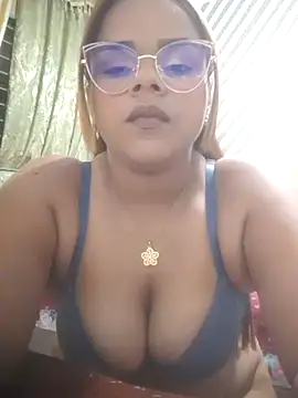 Evabigass online show from 28, 1, 2025