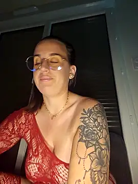 lindsay 33off online show from 12, 10, 2025