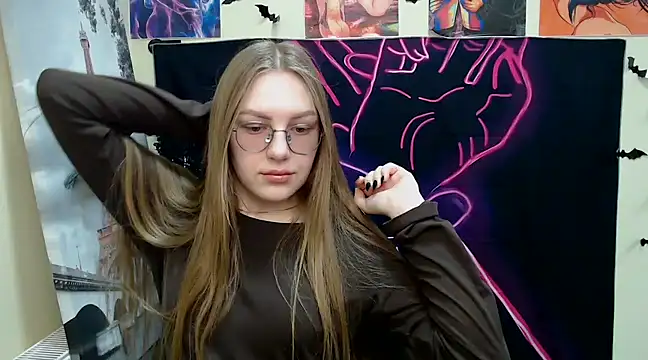 Snapshot of _AlMamiyy_ chatting on 8, 3, 2025  AlMamiyy  online show from 8, 3, 2025