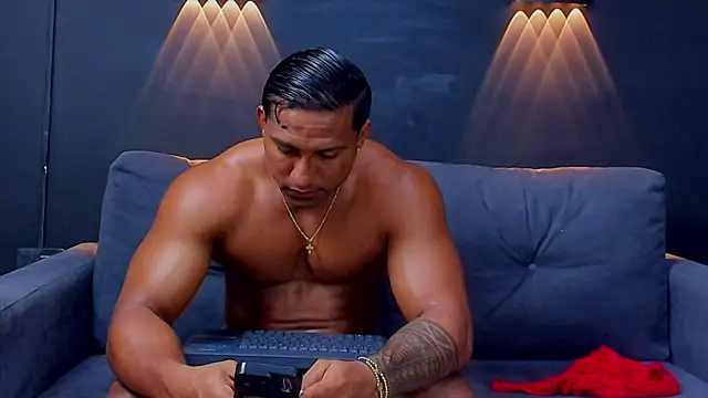 CallumMuscle online show from 25, 2, 2025