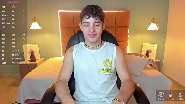 AlejooTwink online show from 23, 10, 2025