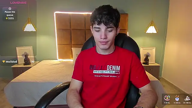 AlejooTwink online show from 9, 11, 2025