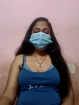 Snapshot of Queen_zara1 chatting on 24, 9, 2025 Queen zara1 online show from 24, 9, 2025