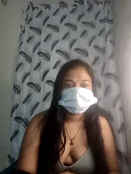 Snapshot of Queen_zara1 chatting on 27, 10, 2025 Queen zara1 online show from 27, 10, 2025