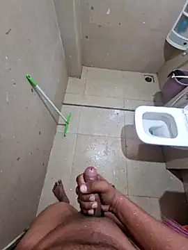 Snapshot of vivanpraj999 chatting on 29, 10, 2025 vivanpraj999 online show from 29, 10, 2025