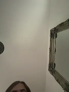 Snapshot of Mia_MilesXXX chatting on 16, 4, 2026 Mia MilesXXX online show from 16, 4, 2026