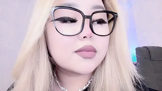 amelia sunlight online show from 18, 1, 2025