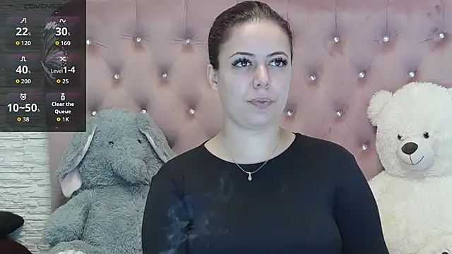 SophiaStarr online show from 18, 9, 2025