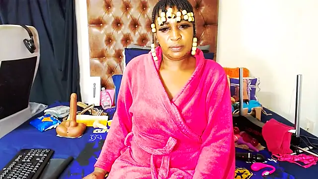 Hotxbums22 online show from 12, 2, 2026