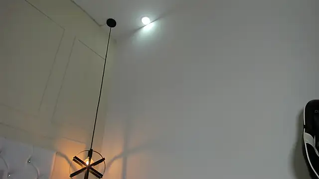 Snapshot of Slut_Milf_ chatting on 21, 12, 2024 Slut Milf  online show from 21, 12, 2024