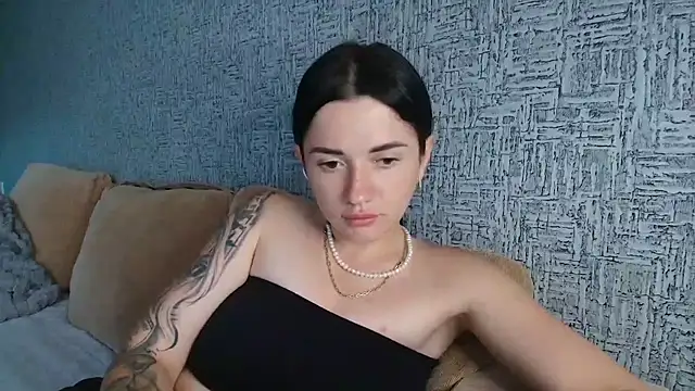 Liana diva online show from 26, 6, 2026