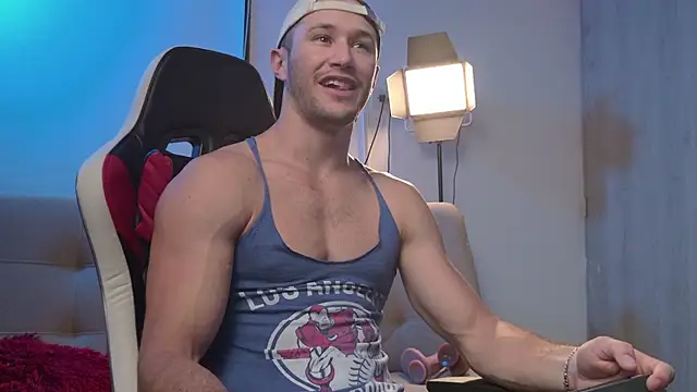 Snapshot of AxelFairchaild chatting on 3, 5, 2026 AxelFairchaild online show from 3, 5, 2026