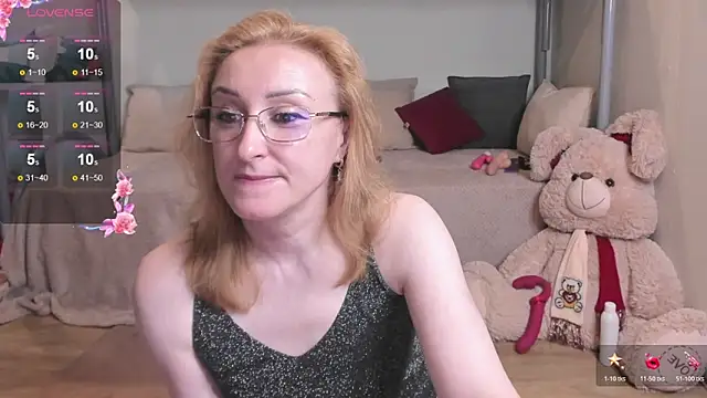 Snapshot of MadissonKiss chatting on 7, 6, 2026 MadissonKiss online show from 7, 6, 2026