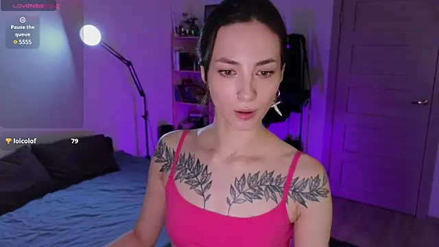 Snapshot of Space_X_Roxy_ chatting on 10, 1, 2025 Space X Roxy online show from 10, 1, 2025