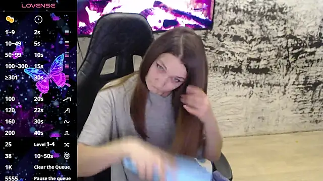 Snapshot of PamelaYoun chatting on 6, 1, 2026 PamelaYoun online show from 6, 1, 2026