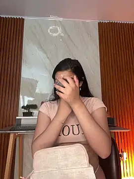 Snapshot of floriamANDjazmin chatting on 11, 9, 2025 floriamANDjazmin online show from 11, 9, 2025