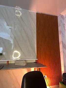 Snapshot of floriamANDjazmin chatting on 17, 9, 2025 floriamANDjazmin online show from 17, 9, 2025