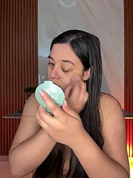 Snapshot of floriamANDjazmin chatting on 9, 5, 2026 floriamANDjazmin online show from 9, 5, 2026