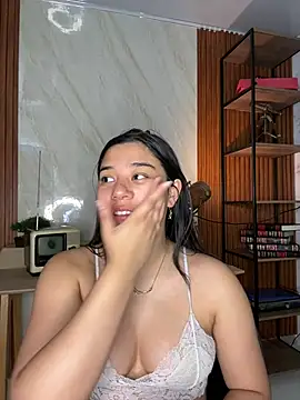 Snapshot of floriamANDjazmin chatting on 24, 6, 2026 floriamANDjazmin online show from 24, 6, 2026