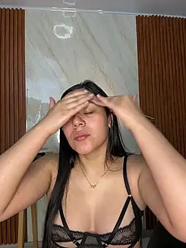 Snapshot of floriamANDjazmin chatting on 3, 7, 2026 floriamANDjazmin online show from 3, 7, 2026