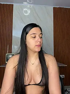 Snapshot of floriamANDjazmin chatting on 6, 7, 2026 floriamANDjazmin online show from 6, 7, 2026