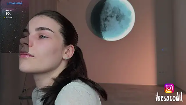 adriana allien online show from 12, 5, 2026