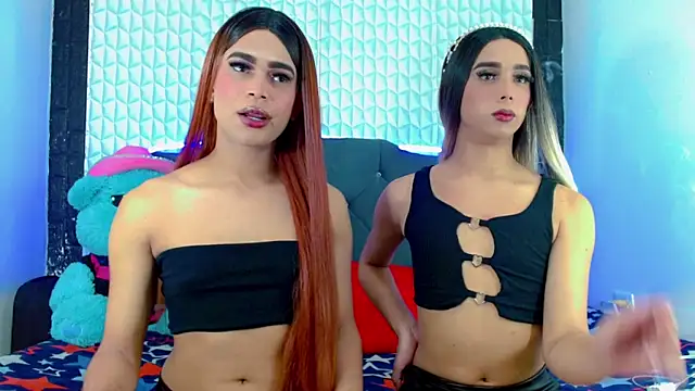 Hellen moons   online show from 13, 2, 2025