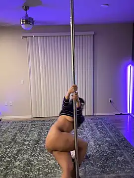 Snapshot of afavoredangel chatting on 12, 2, 2026 afavoredangel online show from 12, 2, 2026