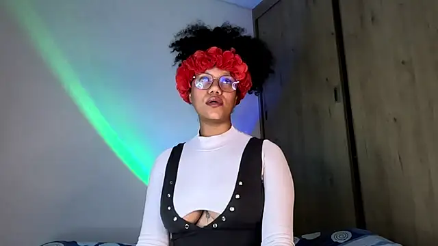 Snapshot of Ale_xandra chatting on 28, 5, 2026 Ale xandra online show from 28, 5, 2026