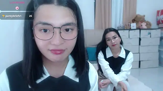 Snapshot of zhaviahale21 chatting on 23, 7, 2026 zhaviahale21 online show from 23, 7, 2026