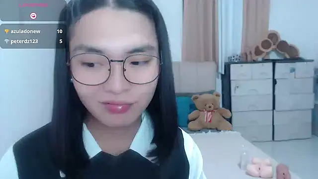 Snapshot of zhaviahale21 chatting on 1, 8, 2026 zhaviahale21 online show from 1, 8, 2026