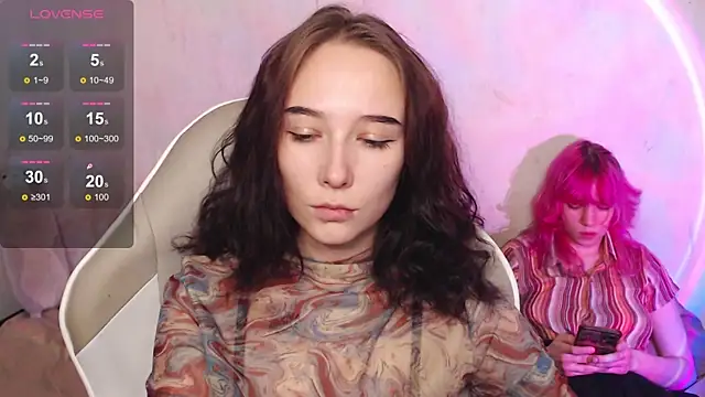 Snapshot of Robin_yourss chatting on 1, 10, 2025 Robin yourss online show from 1, 10, 2025