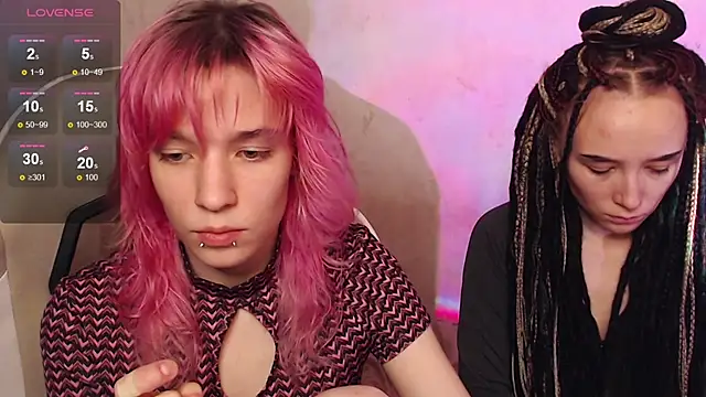 Snapshot of Robin_yourss chatting on 27, 11, 2025 Robin yourss online show from 27, 11, 2025