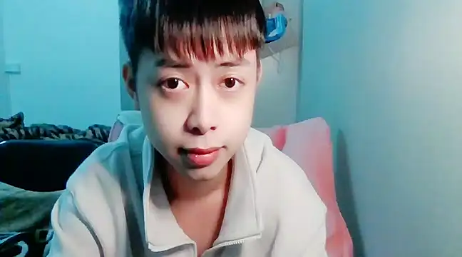 Snapshot of FFFFZ189 chatting on 12, 12, 2024 FFFFZ189 online show from 12, 12, 2024