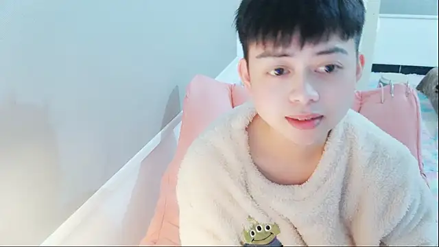 Snapshot of FFFFZ189 chatting on 4, 3, 2025 FFFFZ189 online show from 4, 3, 2025